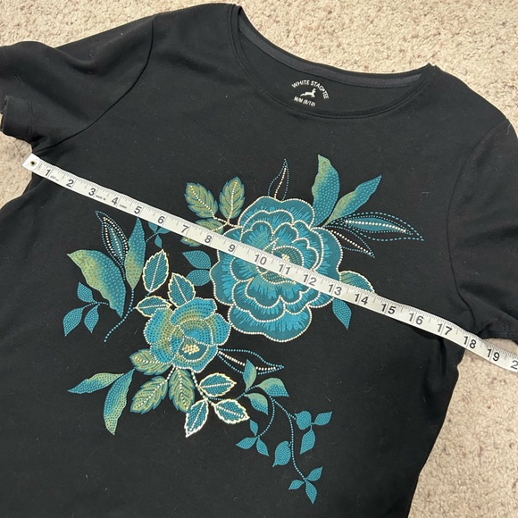 NWOT women’s t shirt with beautiful blue and green rose size M by White Stag - Picture 4 of 6